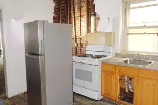25 Sanford St, Trenton, NJ 08618 - Photo 5