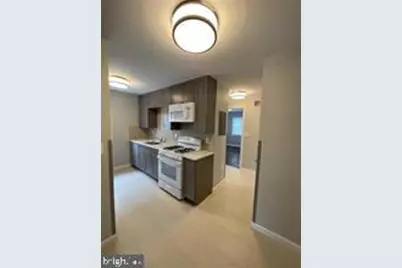 140 Moffatt Avenue #4, Hamilton Township, NJ 08629 - Photo 5