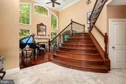 12 Mountain View Court, Ewing Township, NJ 08628 - Photo 5