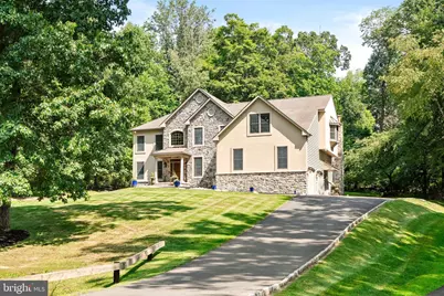 12 Mountain View Court, Ewing Township, NJ 08628 - Photo 1