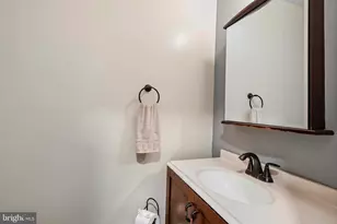 885 Jamestown, East Windsor Township, NJ 08520 - Photo 21