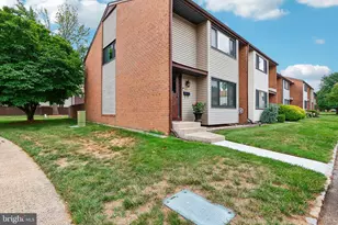 885 Jamestown, East Windsor Township, NJ 08520 - Photo 3