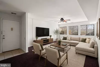 C9 Avon Drive E, East Windsor Township, NJ 08520 - Photo 3
