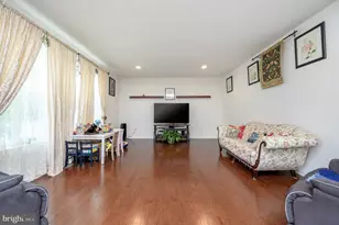 7 Pasteur Ct, East Windsor Township, NJ 08520 - Photo 15