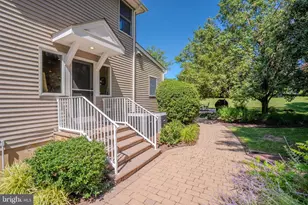 8 Marian Dr, West Windsor Township, NJ 08550 - Photo 7