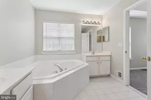 17 Blake Dr, Pennington, NJ 08534 - Photo 29