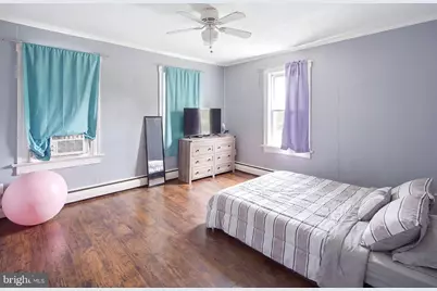 135 N Academy Street, Hightstown, NJ 08520 - Photo 25