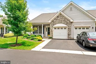 101 Meadowlark Dr, Hamilton Township, NJ 08690 - Photo 1