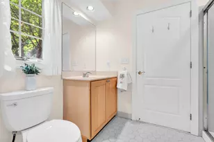 7 Chaucer Ct, Princeton Junction, NJ 08550 - Photo 21