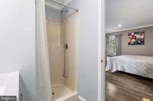 57 Smith Ave, Hamilton Township, NJ 08619 - Photo 17