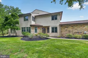 81 Woodmont Dr, Trenton, NJ 08648 - Photo 1