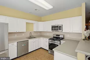 51 York Rd, Princeton Junction, NJ 08550 - Photo 11