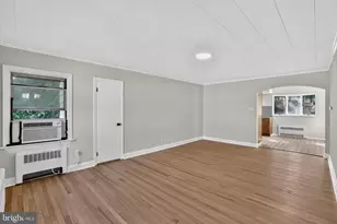 35 Beal St, Hamilton Township, NJ 08610 - Photo 3