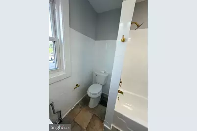 648 Edgewood Avenue, Trenton, NJ 08618 - Photo 11