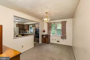 25 Black Pine Dr, Hamilton Township, NJ 08610 - Photo 5