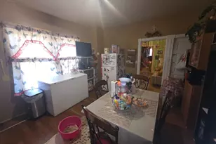 570 Roosevelt St, Trenton, NJ 08618 - Photo 19