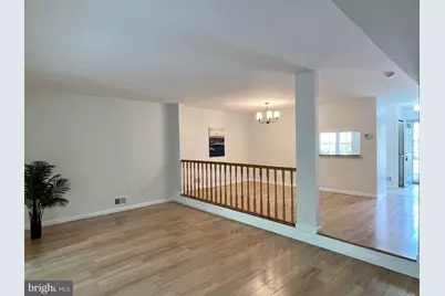 32 Pagoda Ct, Lawrence, NJ 08648 - Photo 7