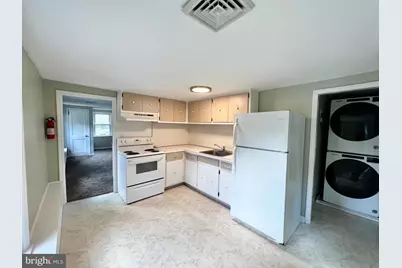 745 Yardville Hamilton Square Road #2ND FLR, Hamilton Township, NJ 08691 - Photo 11