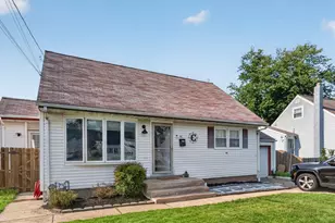 44 Shackamaxon Dr, Hamilton Township, NJ 08690 - Photo 1