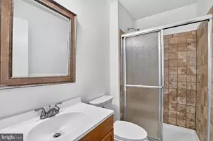 102 Teal Ct, East Windsor Township, NJ 08520 - Photo 17