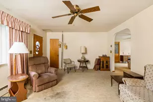 836 Old York Rd, Hightstown, NJ 08520 - Photo 5