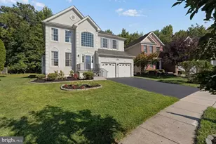 43 Lockwood Dr, Princeton, NJ 08540 - Photo 1