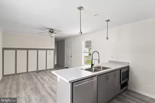 512 Spruce St, Robbinsville Township, NJ 08691 - Photo 5