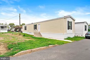 512 Spruce St, Robbinsville Township, NJ 08691 - Photo 1