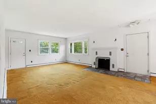 4 Flower Hill Ln, Pennington, NJ 08534 - Photo 5