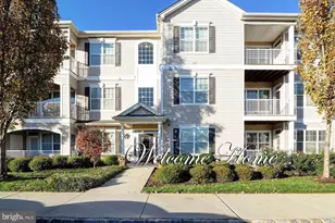 426 Timberlake Dr, Ewing Township, NJ 08618 - Photo 1