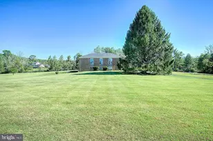 48 Fiddlers Creek Rd, Titusville, NJ 08560 - Photo 3