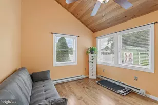 44 Pintinalli Dr, Hamilton Township, NJ 08619 - Photo 17