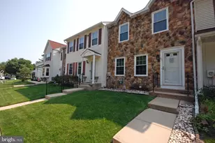31 Dunmoor Ct S, Hamilton Township, NJ 08690 - Photo 1