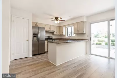 24 Topaz Lane, Hamilton Township, NJ 08690 - Photo 5