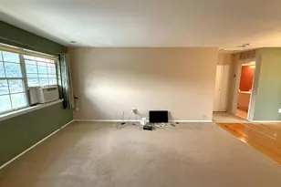 54 Garden View, Hightstown, NJ 08520 - Photo 3