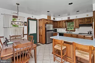 144 Richardson Rd, Robbinsville Township, NJ 08691 - Photo 11