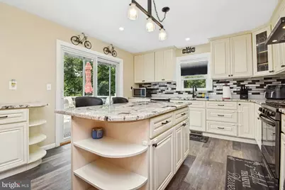 631 Concord Circle, Ewing Township, NJ 08628 - Photo 5