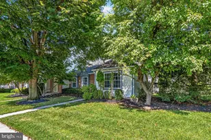 58 Beacon, Robbinsville, NJ 08691 - Photo 3