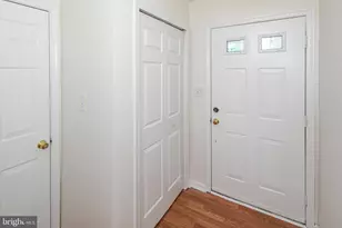 119 N Barrow Pl, Princeton, NJ 08540 - Photo 3