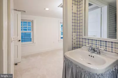 16 W Delaware Avenue, Pennington, NJ 08534 - Photo 27