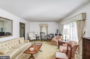 19 Crown Rd, Trenton, NJ 08638 - Photo 5