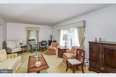 19 Crown Road, Trenton, NJ 08638 - Photo 3