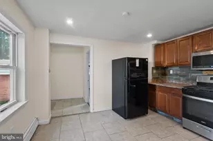 229 Parkinson, Hamilton Township, NJ 08609 - Photo 9