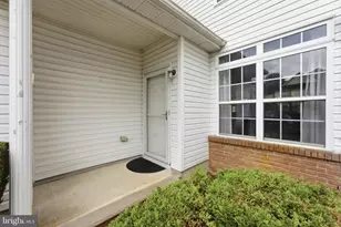37 Shelley Cir, East Windsor Township, NJ 08520 - Photo 7