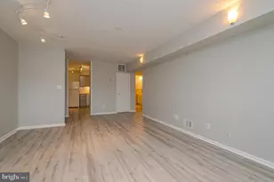 12 Avon Dr, East Windsor Township, NJ 08520 - Photo 5