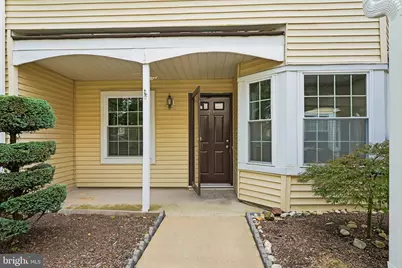 70 Mill Run W #70, Hightstown, NJ 08520 - Photo 5