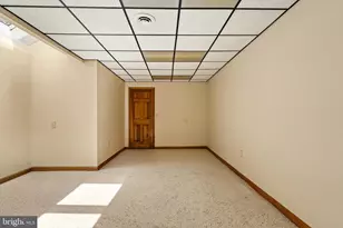 90 Hoover Ave, Lawrence Township, NJ 08648 - Photo 35