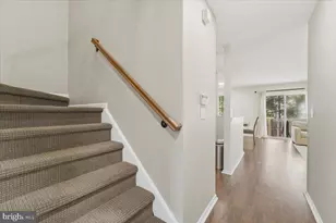 130 Orchid Ln, Ewing Township, NJ 08638 - Photo 5