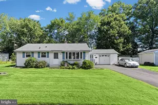 18 Jean Dr, Hamilton Township, NJ 08690 - Photo 1