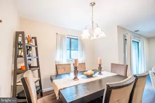 813 Wood Mill Dr, East Windsor Township, NJ 08512 - Photo 7